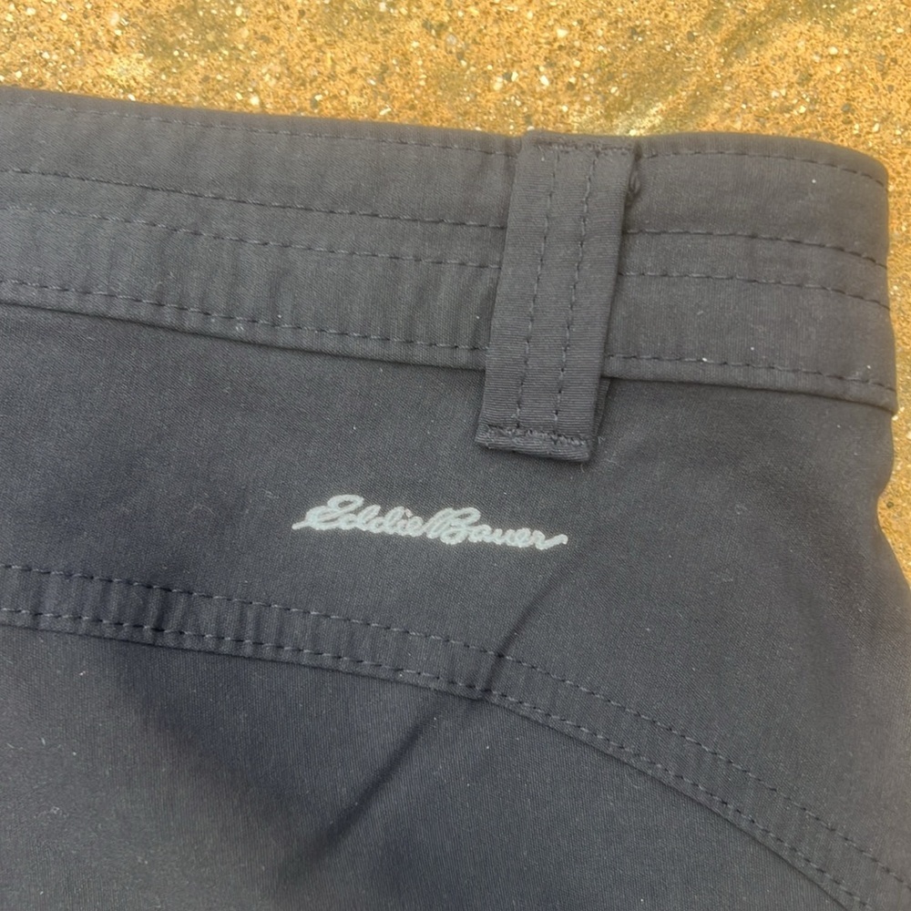 Eddie Bauer Women's Rainier Black Capri Waterproof Pant Size 12 - Picture 6 of 9